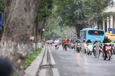 Photo Giải chạy "Toàn dân tiết kiệm năng lượng hưởng ứng Giờ Trái đất năm 2025"