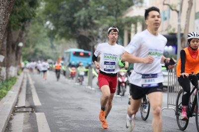 Photo Giải chạy "Toàn dân tiết kiệm năng lượng hưởng ứng Giờ Trái đất năm 2025"