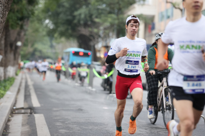 Photo Giải chạy "Toàn dân tiết kiệm năng lượng hưởng ứng Giờ Trái đất năm 2025"
