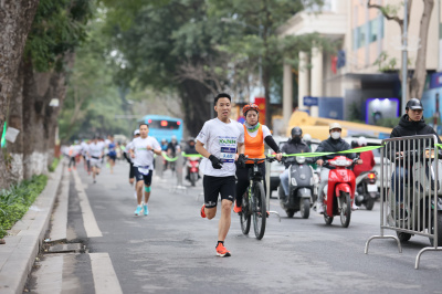 Photo Giải chạy "Toàn dân tiết kiệm năng lượng hưởng ứng Giờ Trái đất năm 2025"