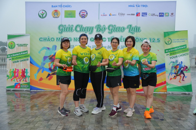 Foto Giải chạy bộ giao lưu chào mừng ngày Quốc tế Điều dưỡng 12/5