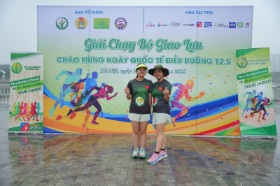 Foto Giải chạy bộ giao lưu chào mừng ngày Quốc tế Điều dưỡng 12/5