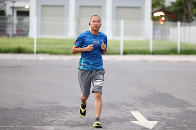 Photo Happy Feet Long Run - The Manor Central Park tuan 56