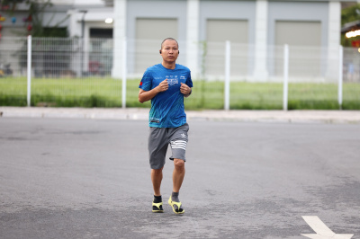 Photo Happy Feet Long Run - The Manor Central Park tuan 56