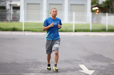 Photo Happy Feet Long Run - The Manor Central Park tuan 56
