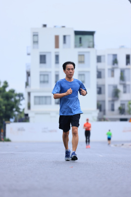Photo Happy Feet Long Run - The Manor Central Park tuan 57