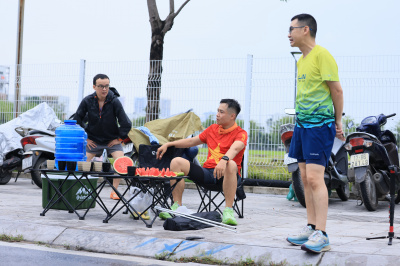 Photo Happy Feet Long Run - The Manor Central Park tuan 57
