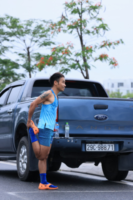 Photo Happy Feet Long Run - The Manor Central Park tuan 57