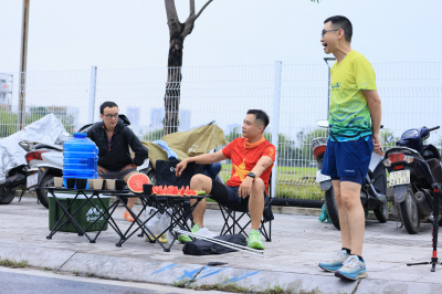 Photo Happy Feet Long Run - The Manor Central Park tuan 57