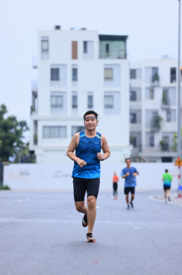 Photo Happy Feet Long Run - The Manor Central Park tuan 57