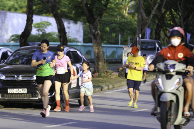 MDR Family Ekiden S3 (2025) 照片