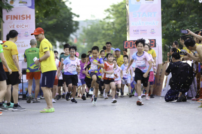 MDR Family Ekiden S3 (2025) 照片