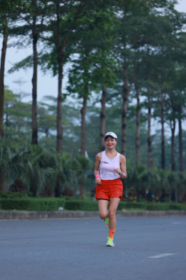 Photo Happy Feet Long Run - The Manor Central Park tuan 59