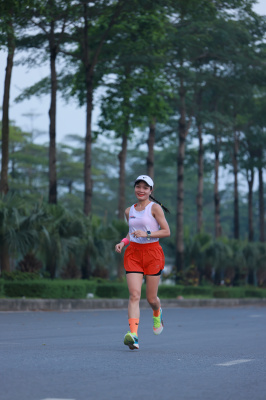 Photo Happy Feet Long Run - The Manor Central Park tuan 59