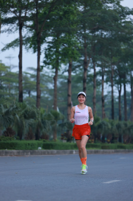 Photo Happy Feet Long Run - The Manor Central Park tuan 59