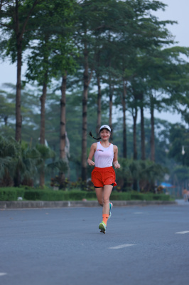 Photo Happy Feet Long Run - The Manor Central Park tuan 59