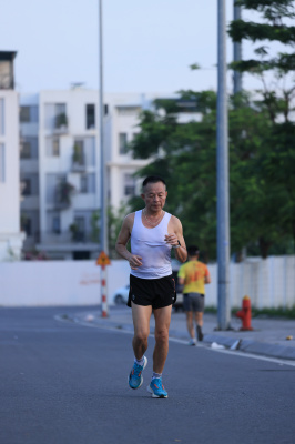 Happy Feet Long Run - The Manor Central Park tuan 60 照片