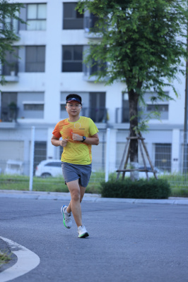 Happy Feet Long Run - The Manor Central Park tuan 60 照片
