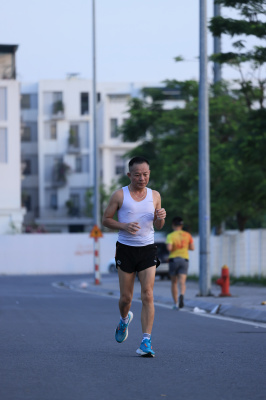 Happy Feet Long Run - The Manor Central Park tuan 60 照片