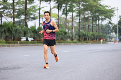 Foto Happy Feet Long Run - The Manor Central Park tuan 62