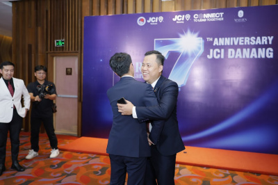 Foto 7th ANNIVERSARY JCI DANANG | DARE TO START – SHIFT – SHINE