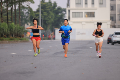 Happy Feet Long Run - The Manor Central Park tuan 63 照片