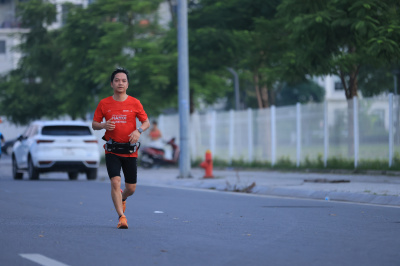 Photo Happy Feet Long Run - The Manor Central Park tuan 64