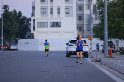 Photo Happy Feet Long Run - The Manor Central Park tuan 64