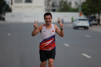 Happy Feet Long Run - The Manor Central Park 65 照片