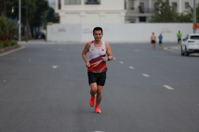 Happy Feet Long Run - The Manor Central Park 65 照片
