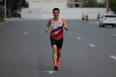 Happy Feet Long Run - The Manor Central Park 65 照片