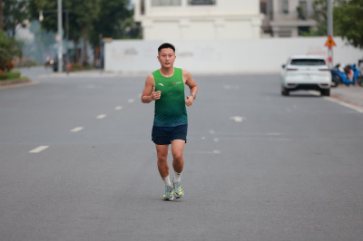 Happy Feet Long Run - The Manor Central Park 65 照片