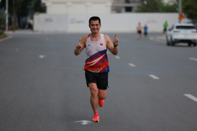 Happy Feet Long Run - The Manor Central Park 65 照片