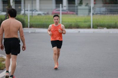 Happy Feet Long Run - The Manor Central Park 65 照片
