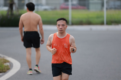 Happy Feet Long Run - The Manor Central Park 65 照片