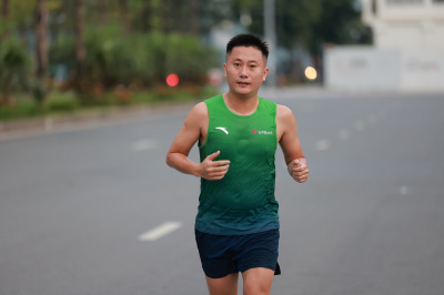 Happy Feet Long Run - The Manor Central Park 65 照片