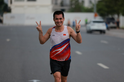 Happy Feet Long Run - The Manor Central Park 65 照片
