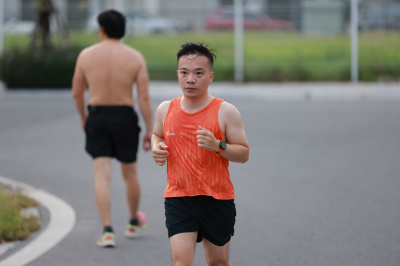 Happy Feet Long Run - The Manor Central Park 65 照片