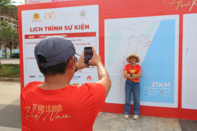 ภาพ HÀNH TRÌNH 80 NĂM - VÌ AN NINH TỔ QUỐC