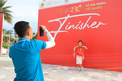 ภาพ HÀNH TRÌNH 80 NĂM - VÌ AN NINH TỔ QUỐC