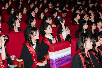 LỄ TRAO BẰNG TỐT NGHIỆP TRƯỜNG ĐẠI HỌC NGOẠI THƯƠNG THÁNG 09-2025 照片