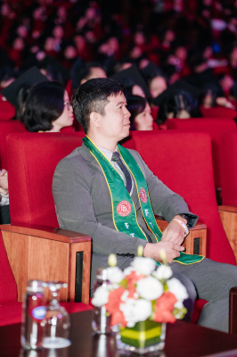 LỄ TRAO BẰNG TỐT NGHIỆP TRƯỜNG ĐẠI HỌC NGOẠI THƯƠNG THÁNG 09-2025 照片