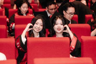 LỄ TRAO BẰNG TỐT NGHIỆP TRƯỜNG ĐẠI HỌC NGOẠI THƯƠNG THÁNG 09-2025 照片