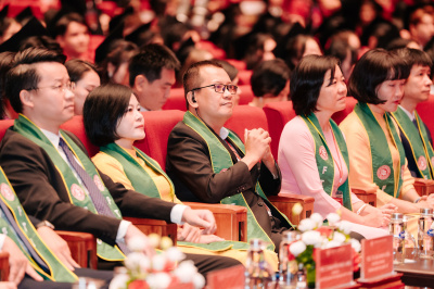 LỄ TRAO BẰNG TỐT NGHIỆP TRƯỜNG ĐẠI HỌC NGOẠI THƯƠNG THÁNG 09-2025 照片