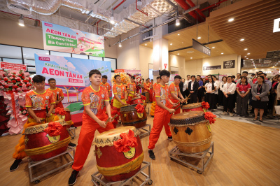 Foto TƯNG BỪNG KHAI TRƯƠNG AEON TÂN AN 23.09.2025