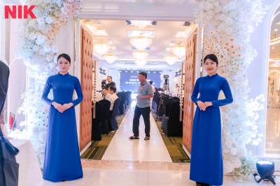 ภาพ DOANH NHÂN VIỆT NAM - LAN TOẢ TINH HOA - CHĂM SÓC CỘNG ĐỒNG