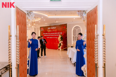 ภาพ DOANH NHÂN VIỆT NAM - LAN TOẢ TINH HOA - CHĂM SÓC CỘNG ĐỒNG