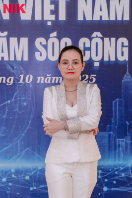 ภาพ DOANH NHÂN VIỆT NAM - LAN TOẢ TINH HOA - CHĂM SÓC CỘNG ĐỒNG