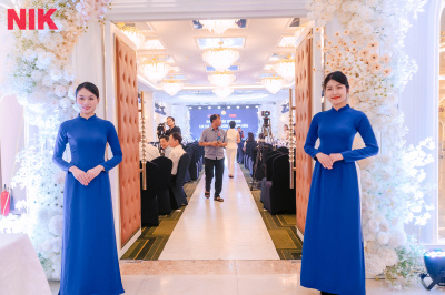 ภาพ DOANH NHÂN VIỆT NAM - LAN TOẢ TINH HOA - CHĂM SÓC CỘNG ĐỒNG