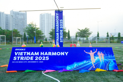 Foto Brooks Vietnam Harmony Stride 2025